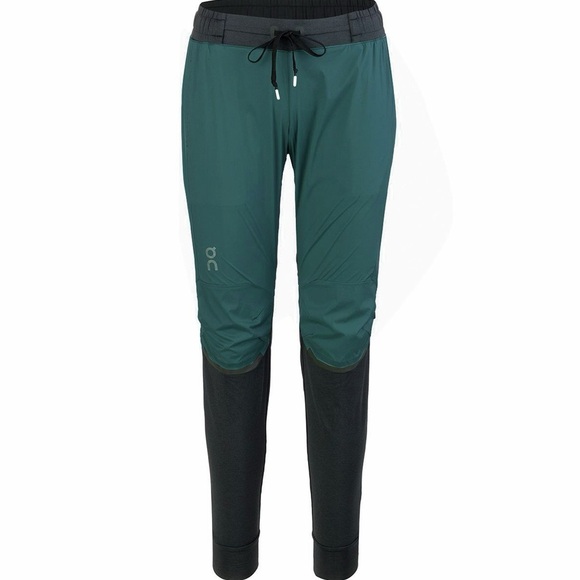 On Running Women’s Running Pant in Black/Blue - Picture 4 of 7